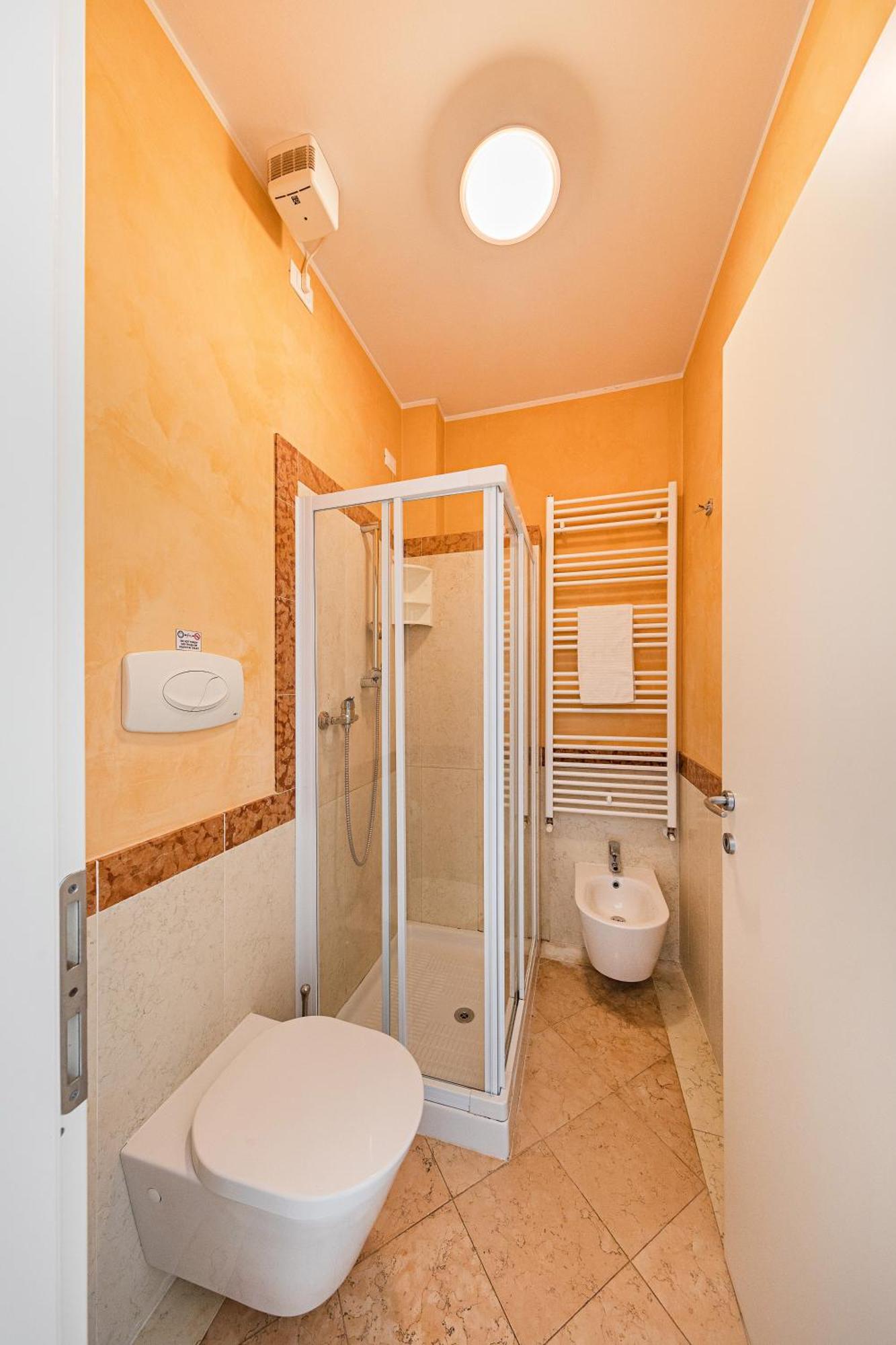 Aparthotel Residenza Miralago By Wonderful Italy